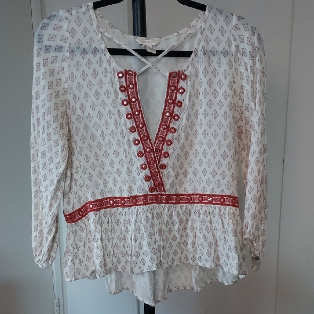 Forever 21 White and Red Patterned Blouse